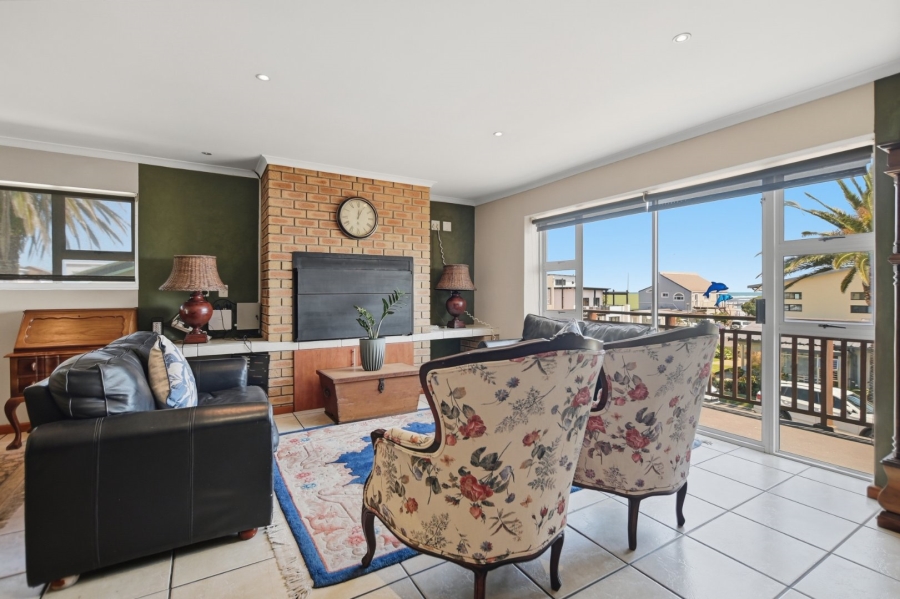 8 Bedroom Property for Sale in Melkbosstrand Central Western Cape